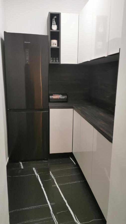Apartment Deni พูลา ภายนอก รูปภาพ