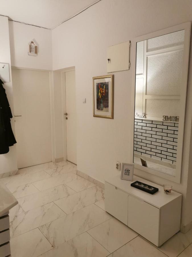 Apartment Deni พูลา ภายนอก รูปภาพ