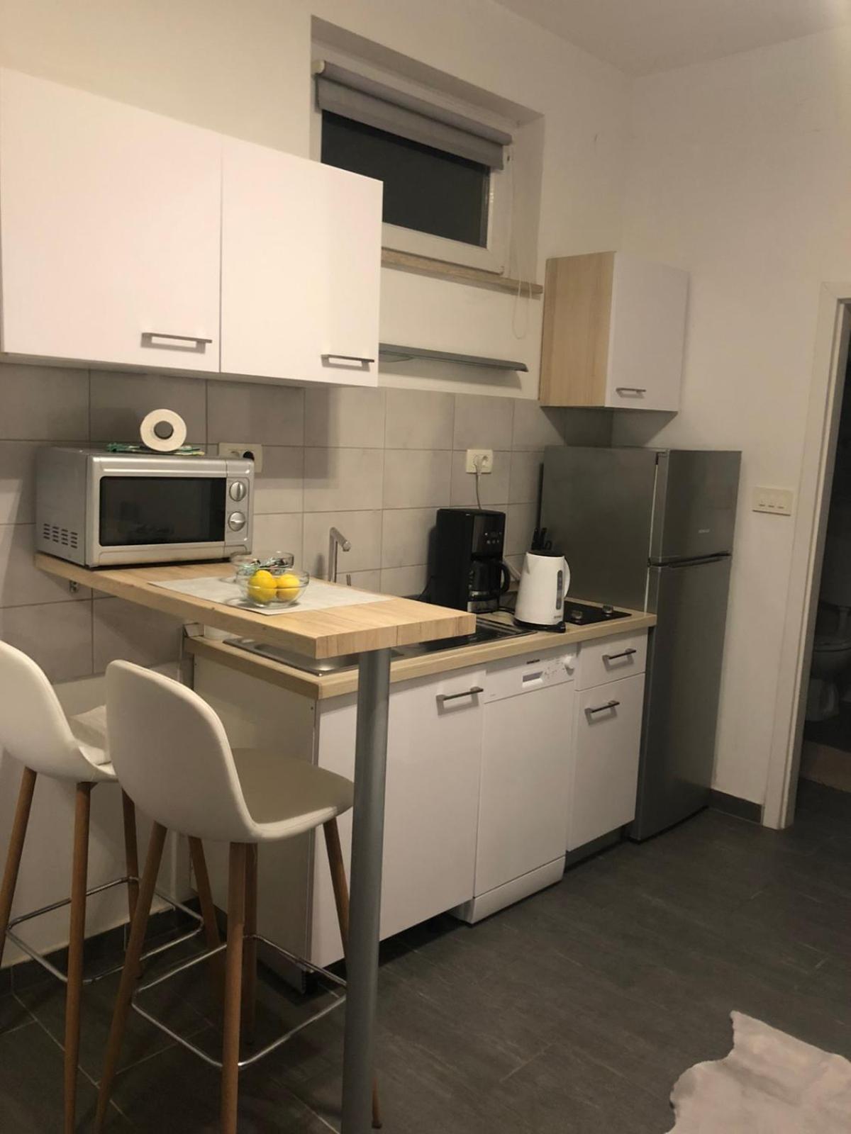 Apartment Deni พูลา ห้อง รูปภาพ