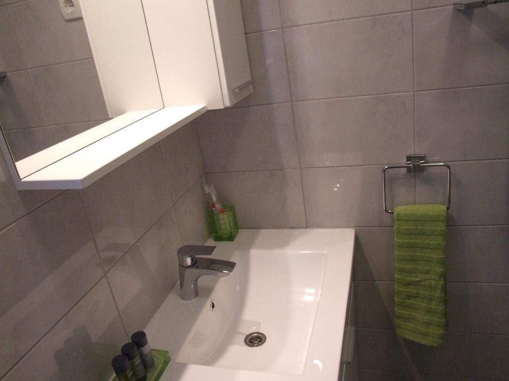 Apartment Deni พูลา ภายนอก รูปภาพ